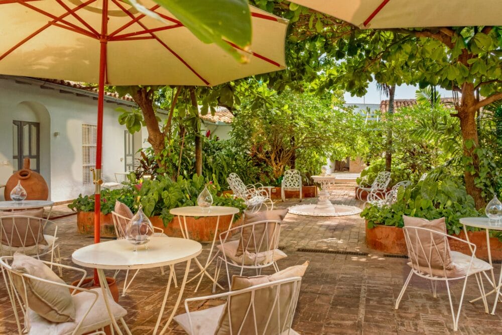 Mansion Alameda – Bistro El Patio (1)