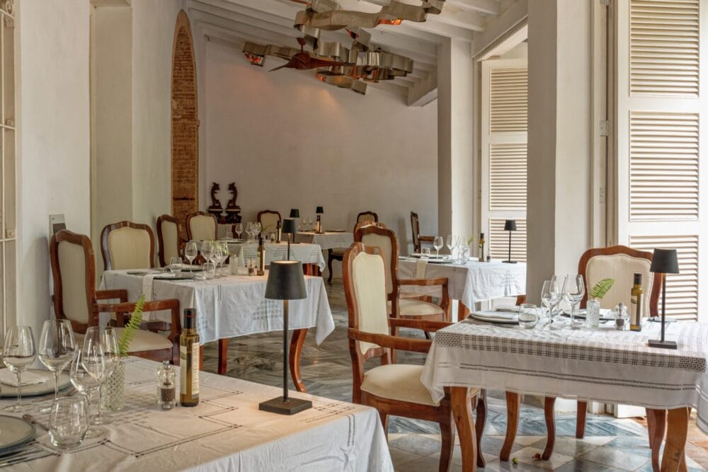 Mansion Alameda – Restaurant La Brasserie (1 square)